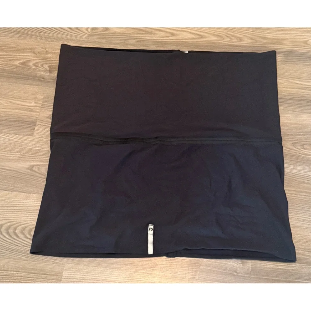 Lululemon Vinyasa Scarf Black Rulu Snap Wrap Multi Way Infinity Scarf size OS